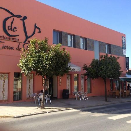 Hotel Leon Tierra De Vinos La Palma Del Condado Exteriör bild