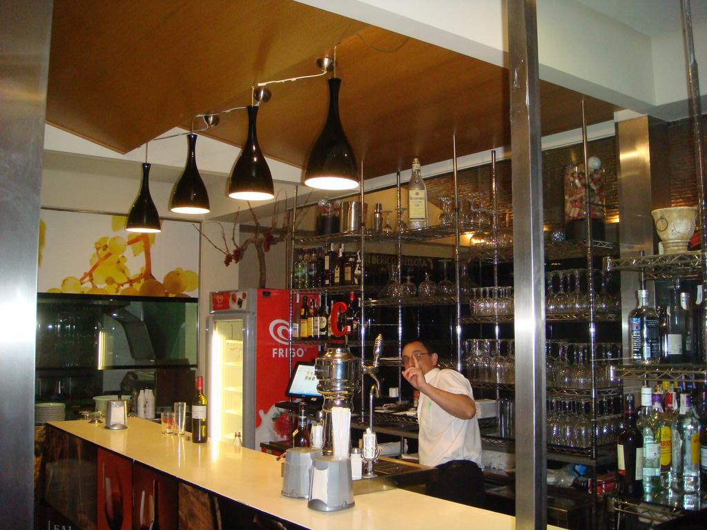 Hotel Leon Tierra De Vinos La Palma Del Condado Exteriör bild