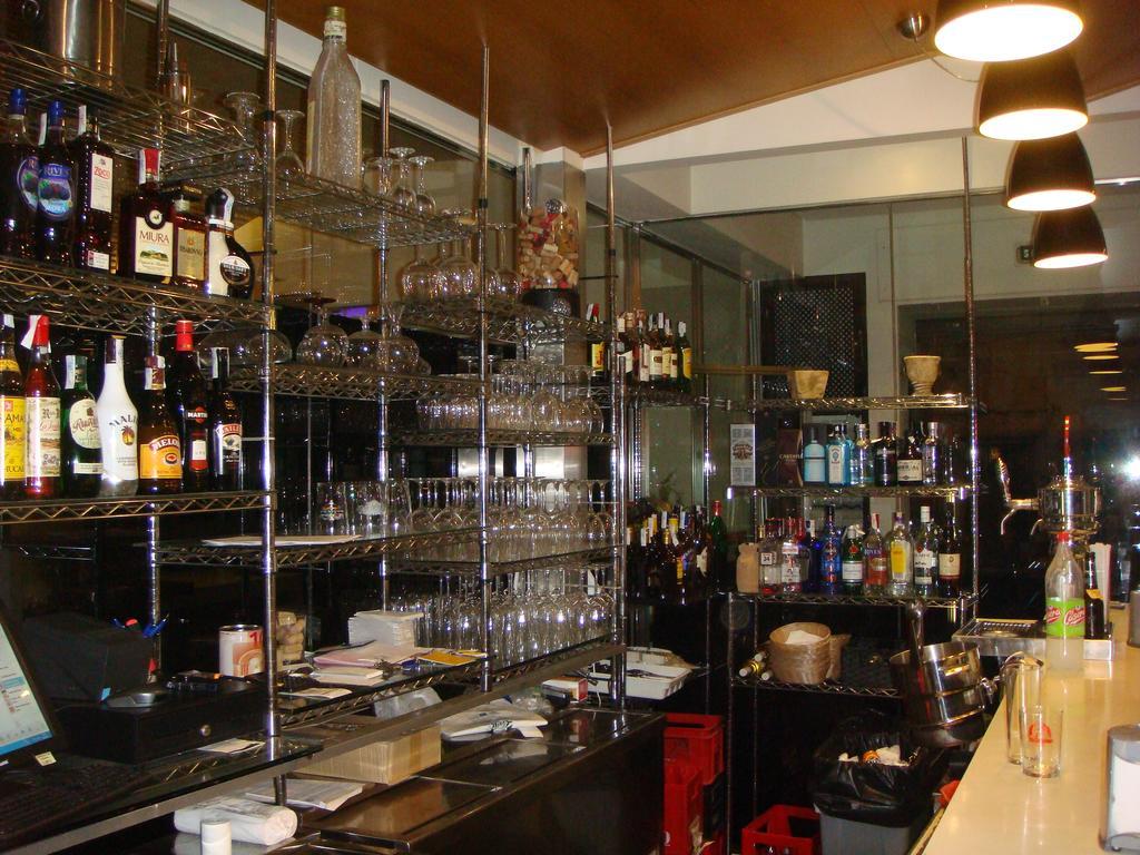 Hotel Leon Tierra De Vinos La Palma Del Condado Exteriör bild