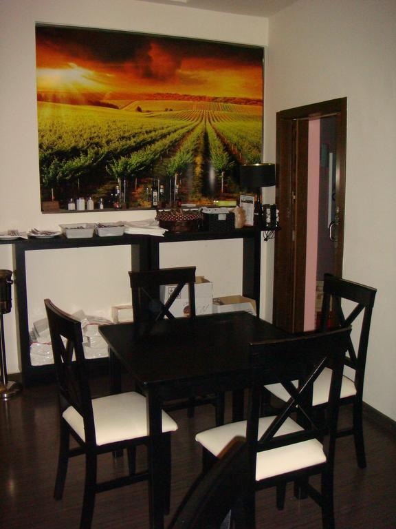 Hotel Leon Tierra De Vinos La Palma Del Condado Exteriör bild