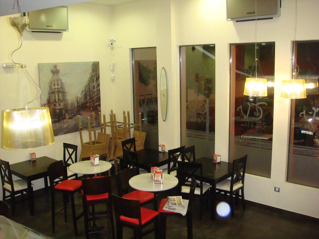 Hotel Leon Tierra De Vinos La Palma Del Condado Exteriör bild